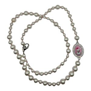 Tarina Tarantino Necklace Hello Kitty Bride Pearl Pink Rhinestone Rare EUC